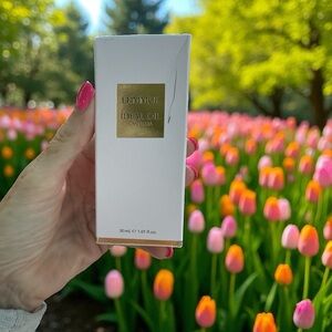 Ideal Camellia Facial Oil FEMMUE NIB Natural origins smooths lines moisturizes